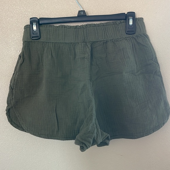 Olive Green Mini shorts - Picture 2 of 2